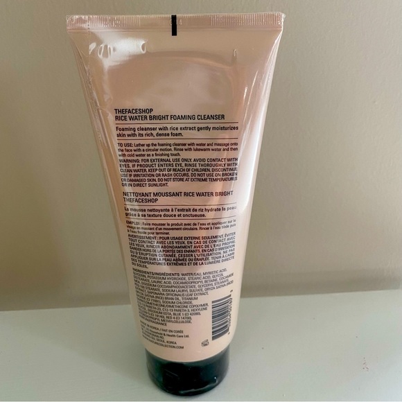 The Face by Avon Shop Rice Water Bright Foaming Cleanser - Picture 4 of 5